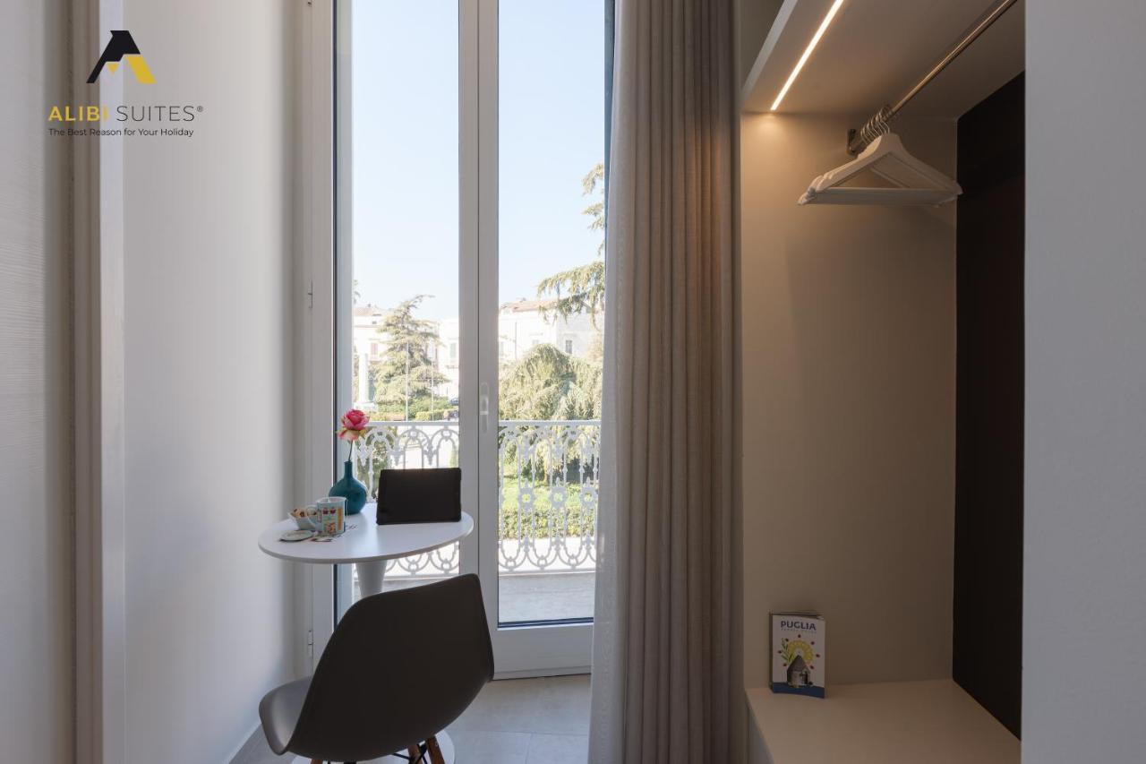 Alibi Suites Suite Museum: Gioiello Con Vista Sul Museo Archeologico Nazionale, Letto E Doccia Con Cromoterapia, Smart Tv, Wifi E A/C Ruvo di Puglia Exteriér fotografie